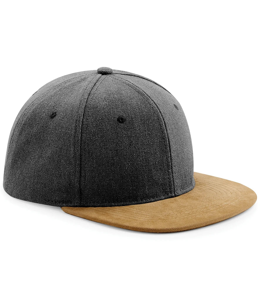 Beechfield Suede Peak Snapback Cap — Vintage Black