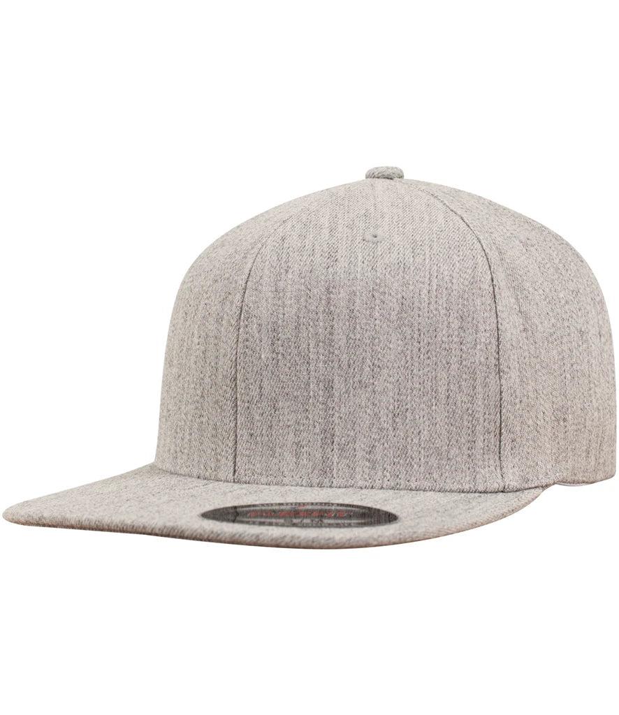 Flexfit Flat Visor Cap — Heather Grey